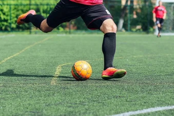 A football turf listed on Playsher